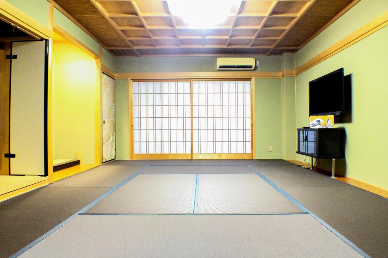 Вилла Gold House Namba Minami Осака Экстерьер фото